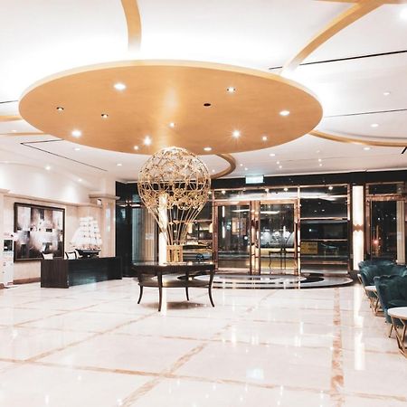 Hometel Hotel Kaohsiung Buitenkant foto