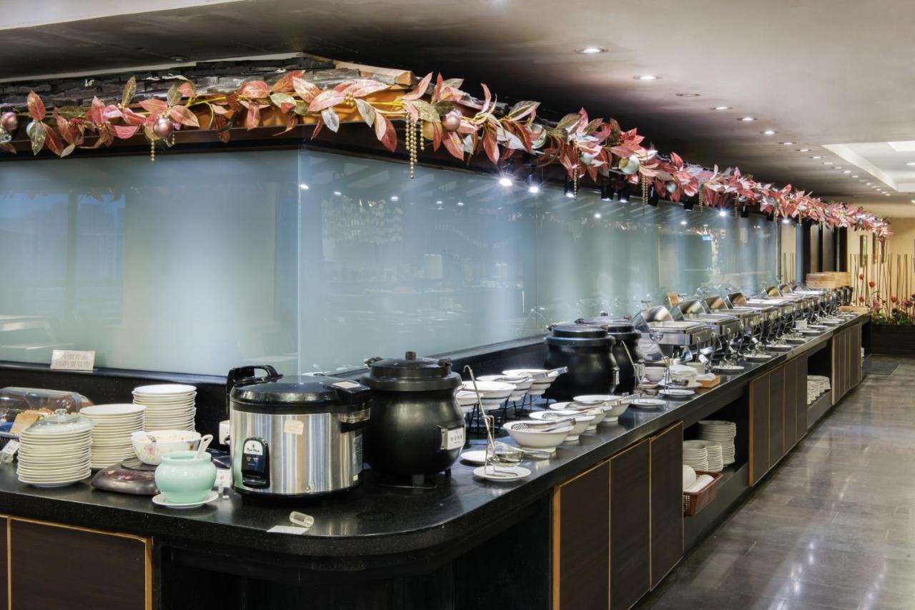 Hometel Hotel Kaohsiung Buitenkant foto