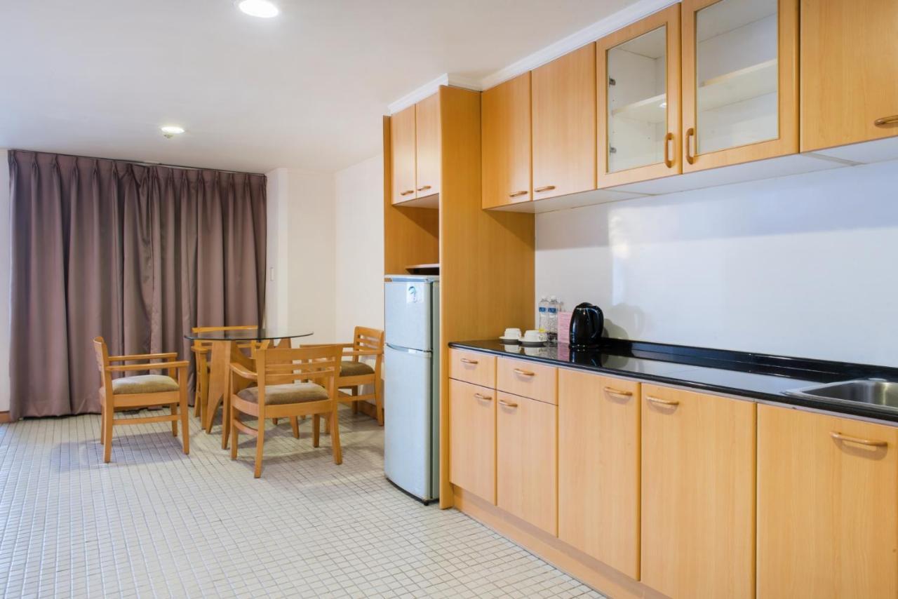 Hometel Hotel Kaohsiung Buitenkant foto