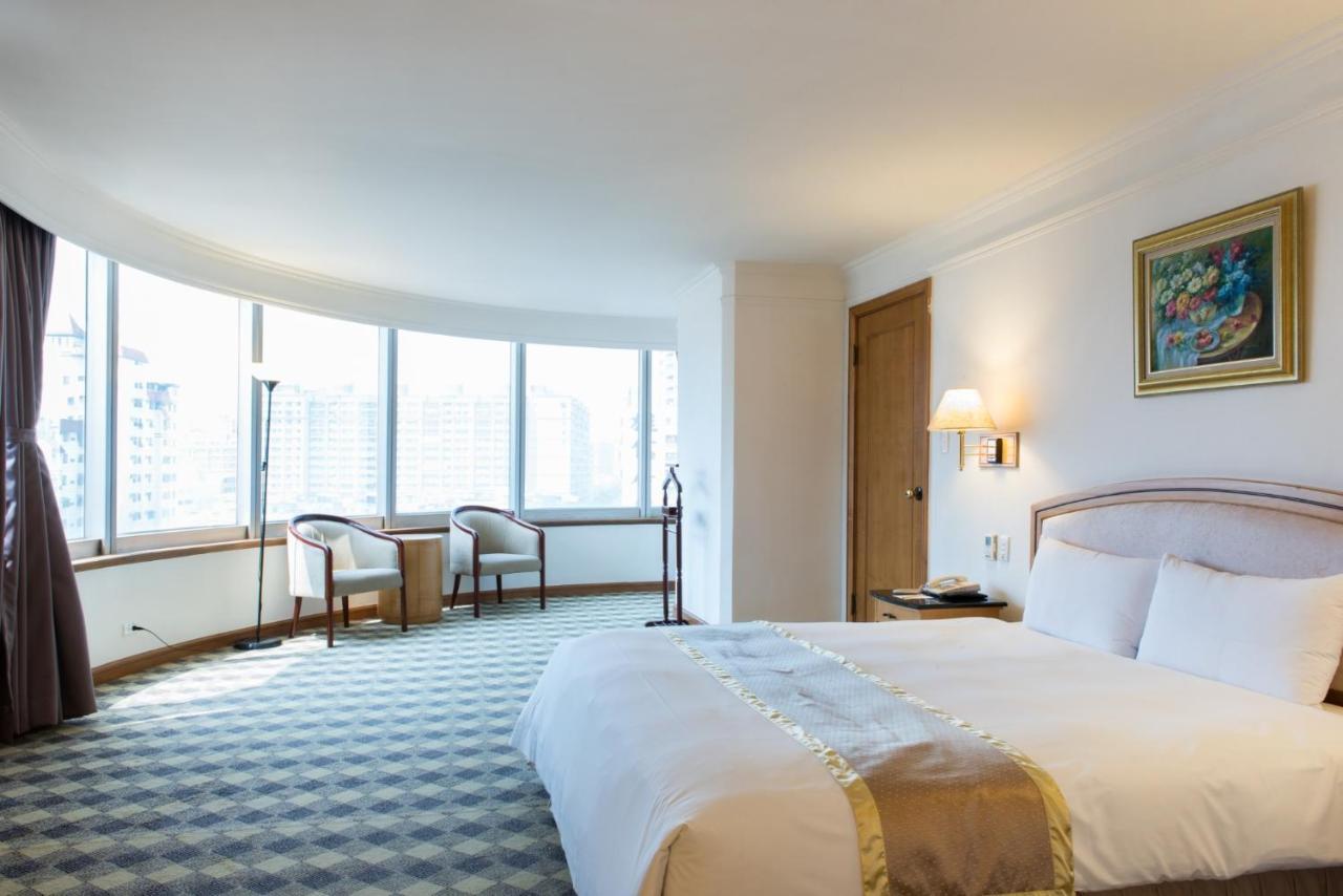 Hometel Hotel Kaohsiung Buitenkant foto