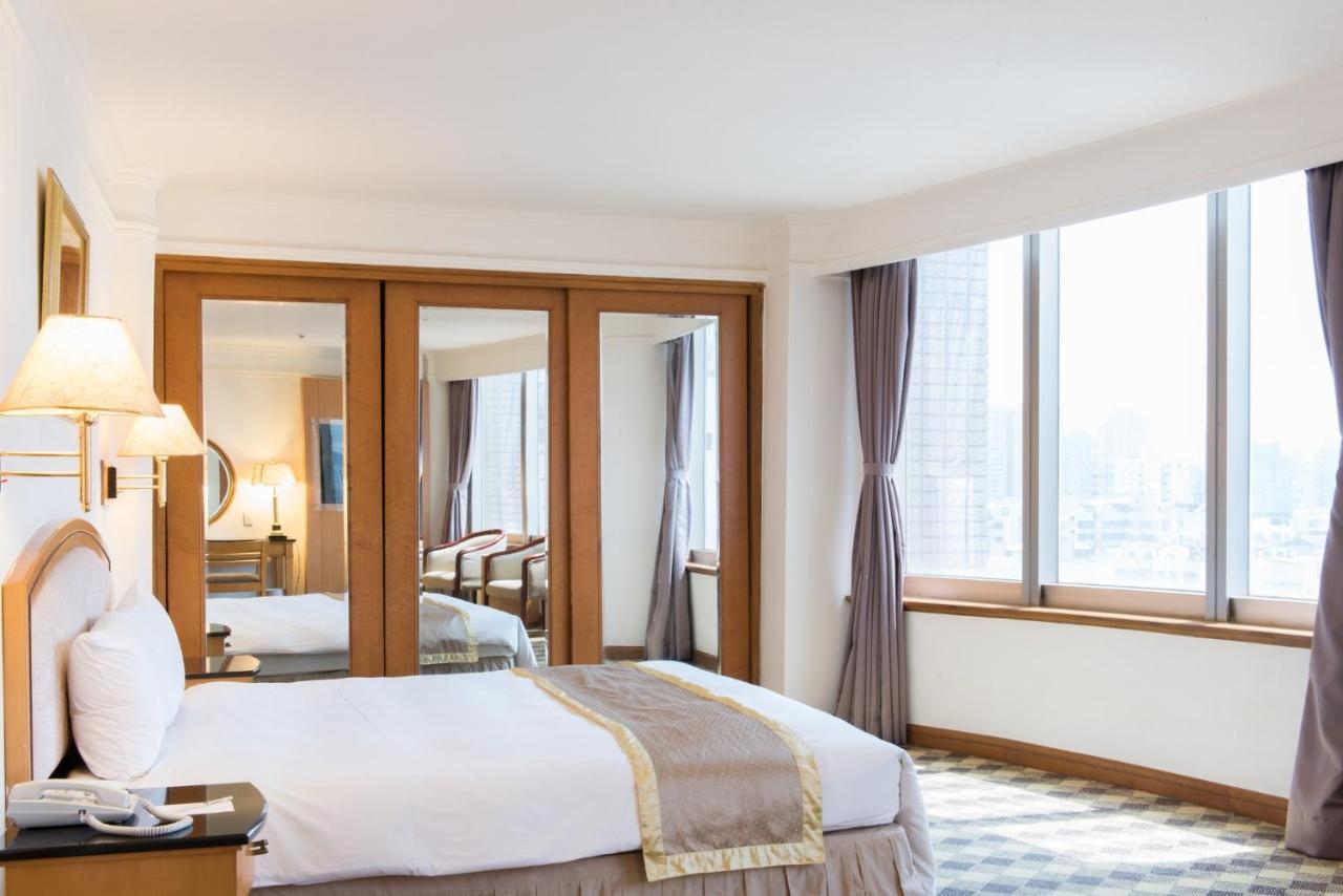 Hometel Hotel Kaohsiung Buitenkant foto