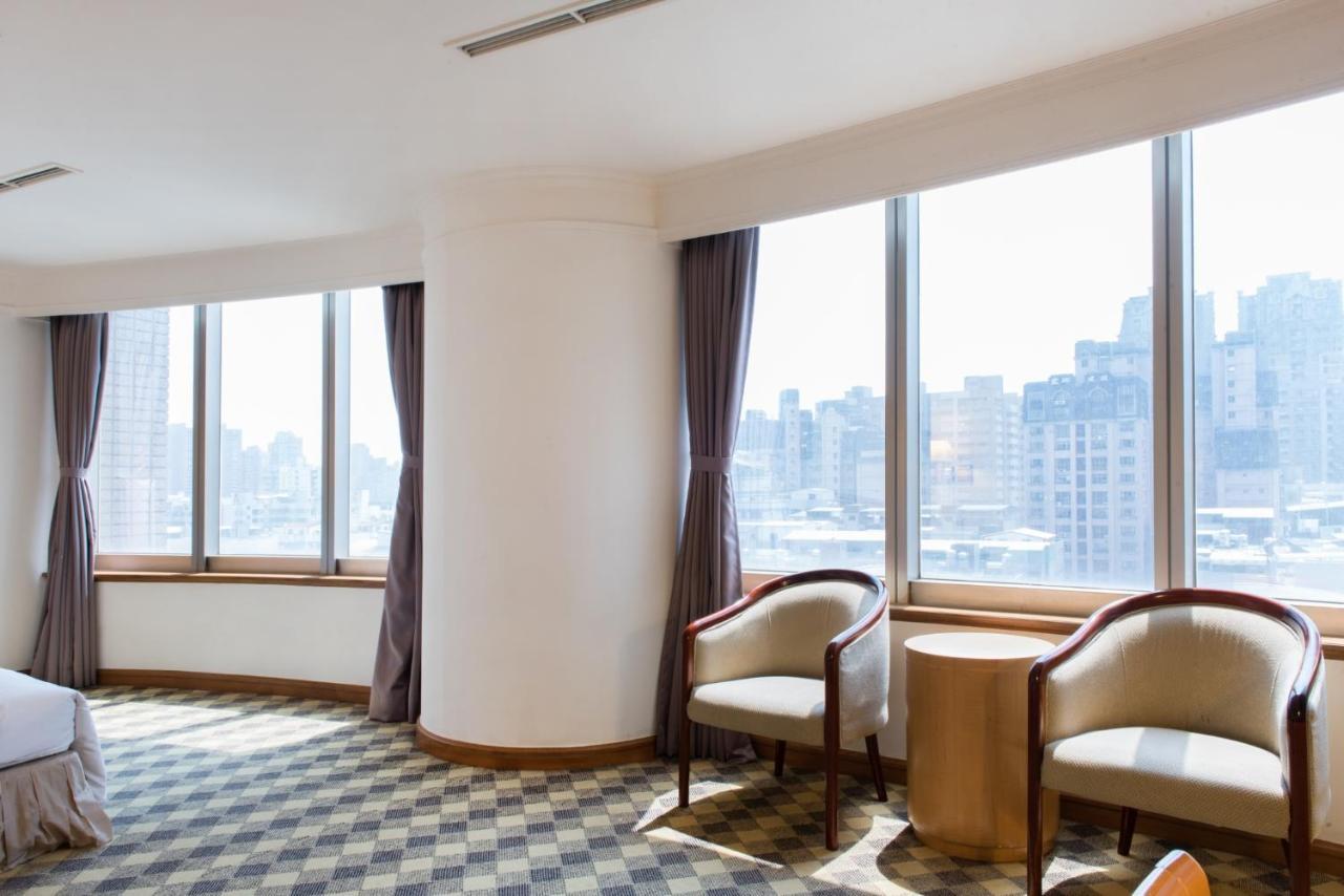 Hometel Hotel Kaohsiung Buitenkant foto